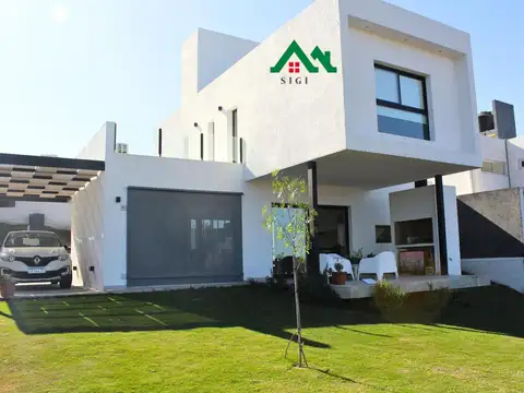 Casa en Venta en Malagueño, Santa María