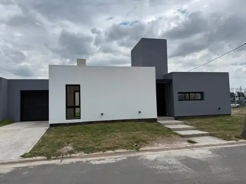 Casa en Venta en Brisas De Manantiales, Countries y Barrios Cerrados en Cordoba Capital