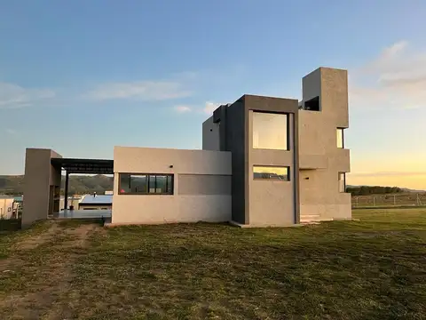 Casa en Venta en Puerto Del Aguila, Los Molinos