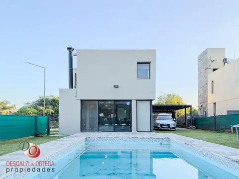 Casa en Venta en Villa Catalina, Rio Ceballos