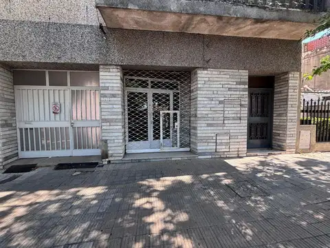 Local en Alquiler en Azcuenaga, Rosario