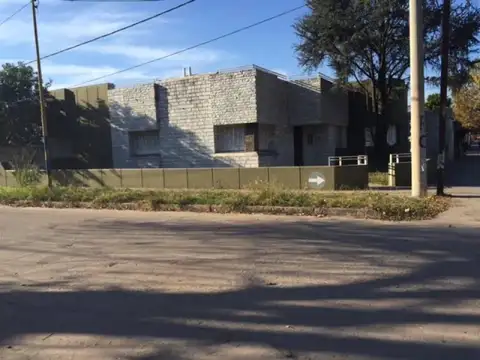 Local en Venta en Perez, Rosario