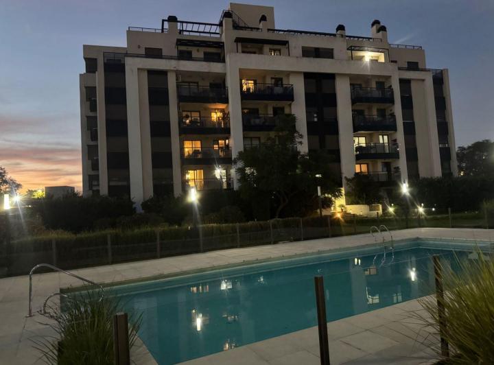 Departamento · 120m² · 4 Ambientes · 1 Cochera