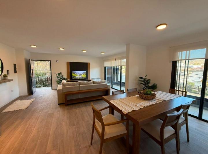 Departamento · 98m² · 4 Ambientes · 1 Cochera