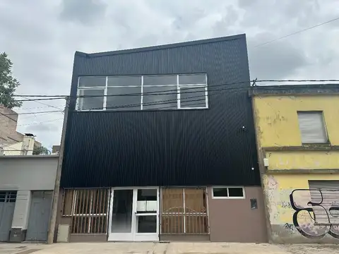 Local en Venta en Luis Agote, Rosario