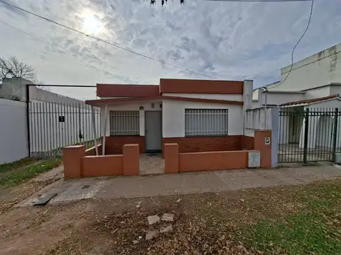 Casa en Alquiler en Villa Gobernador Galvez, Rosario