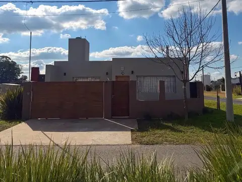 Casa en Alquiler en Villa Amelia, Rosario