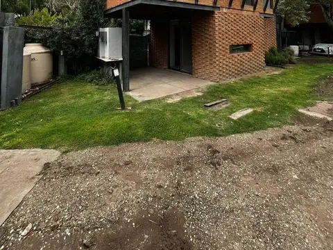 Casa en Alquiler en Fisherton, Rosario