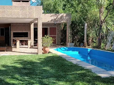Casa en Alquiler en Ricardone, San Lorenzo
