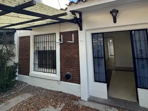 Casa en Alquiler en Alberdi, Rosario