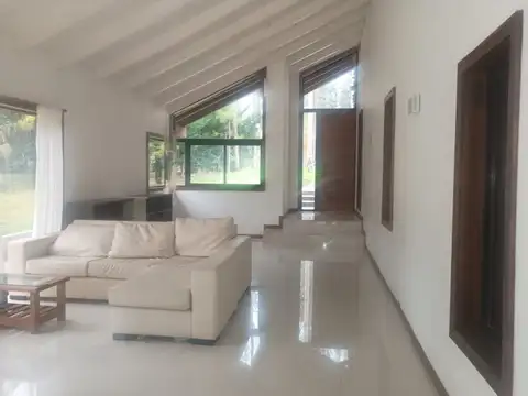 Casa en Alquiler en Oliveros, Iriondo