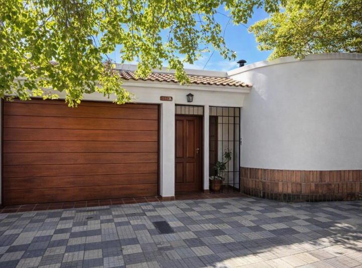 Casa · 288m² · 3 Ambientes · 1 Cochera