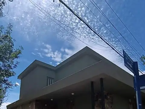 Casa en Alquiler en Capitan Bermudez, San Lorenzo