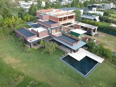 Casa en Alquiler en Puerto Roldan, Countries y Barrios Cerrados en Roldan