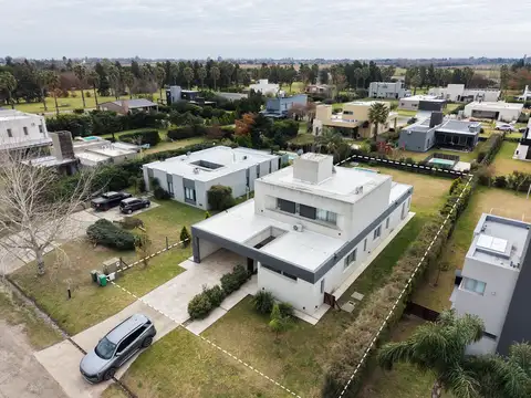 Casa en Alquiler en Puerto Roldan, Countries y Barrios Cerrados en Roldan