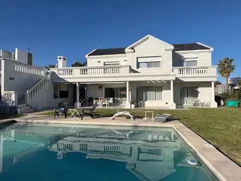 Casa en Alquiler en Funes, Rosario
