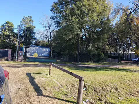 Galpón en Alquiler en Altos Residencial, Roldan
