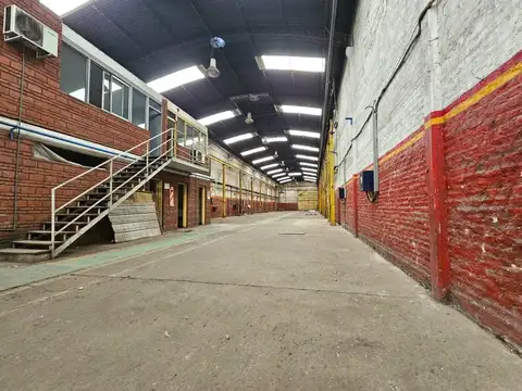 Galpón en Alquiler en Las Delicias, Rosario