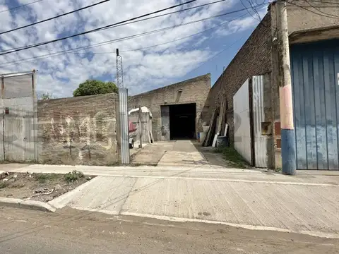 Galpón en Venta en Las Delicias, Rosario