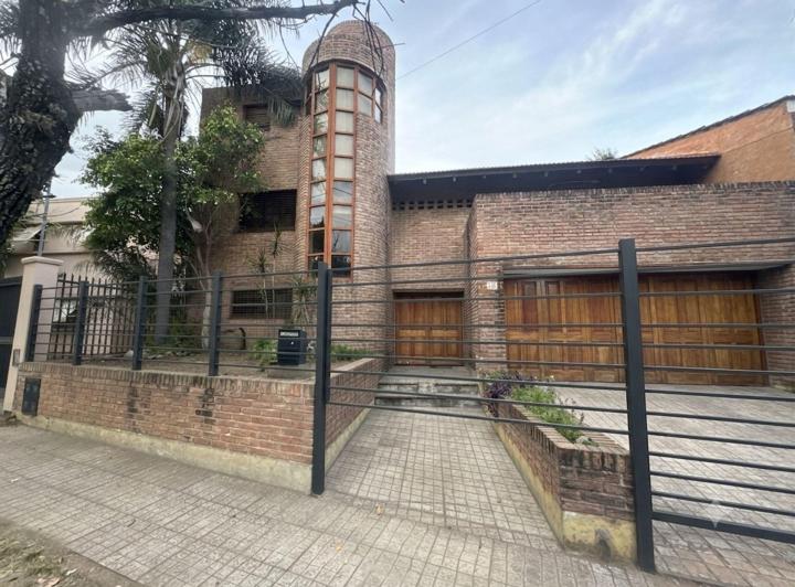 Casa · 130m² · 4 Ambientes