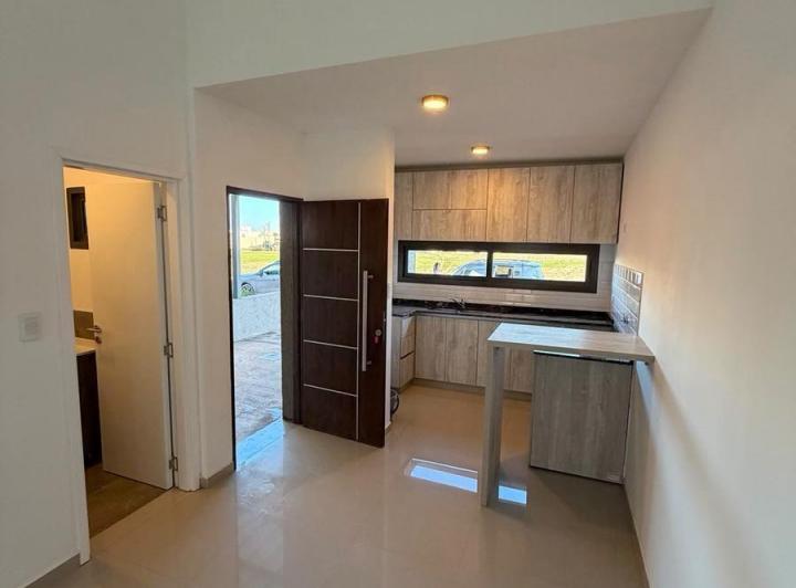 Casa · 75m² · 3 Ambientes · 1 Cochera