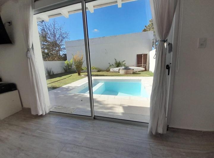 Casa · 126m² · 5 Ambientes · 2 Cocheras
