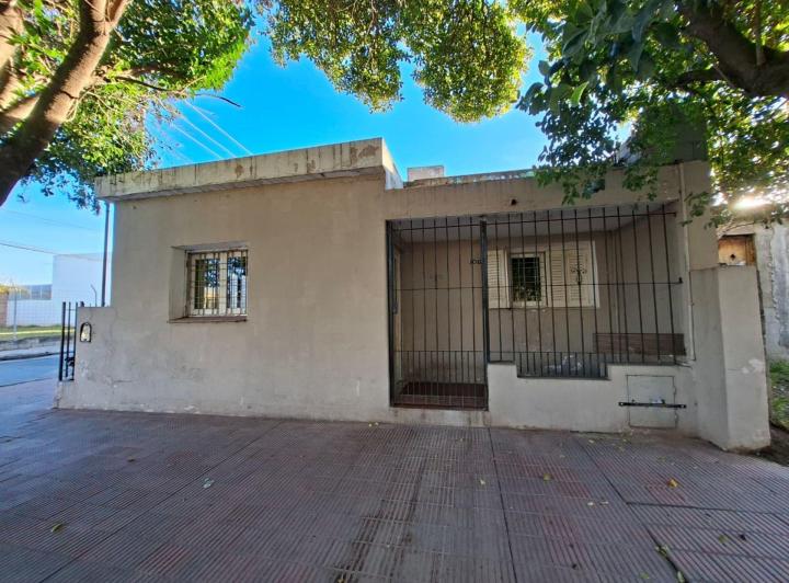 Casa · 158m² · 7 Ambientes · 1 Cochera