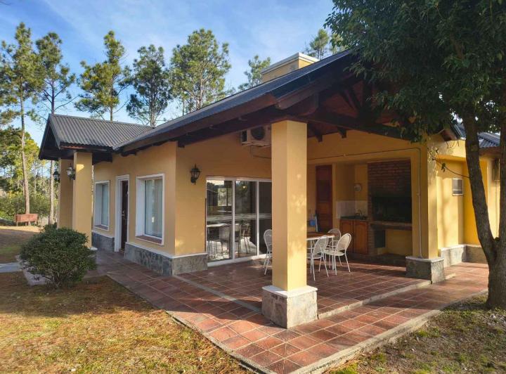 Casa · 120m² · 5 Ambientes · 1 Cochera