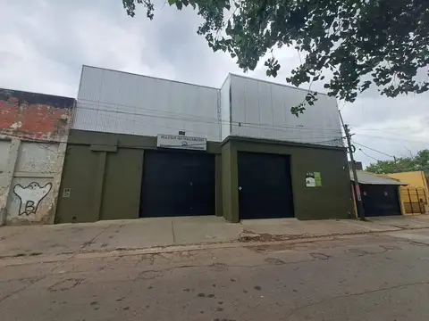 Galpón en Venta en La Ceramica y Cuyo, Rosario