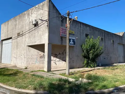 Galpón en Venta en Perez, Rosario