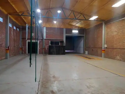 Galpón en Venta en Roldan, San Lorenzo