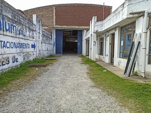 Galpón en Venta en Jorge Cura, Rosario