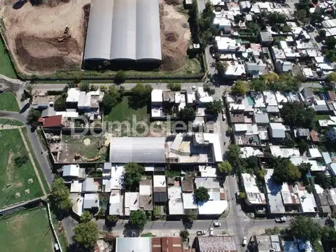 Galpón en Venta en Alvear, Rosario
