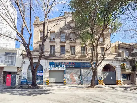 Galpón en Venta en Abasto, Rosario