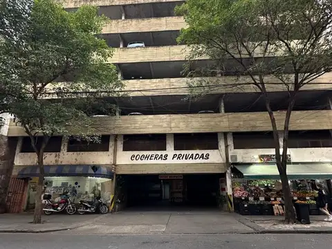 Cochera en Venta en Martin, Rosario