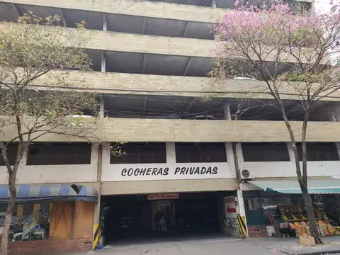 Cochera en Venta en Martin, Rosario