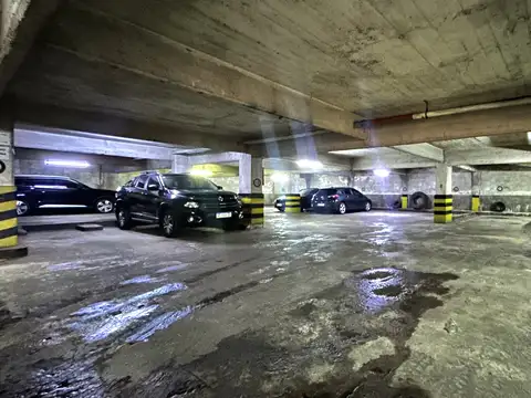 Cochera en Venta en Centro, Rosario