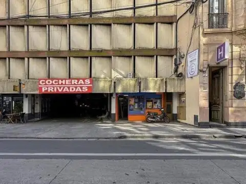 Cochera en Venta en Centro, Rosario
