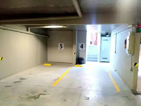 Cochera en Venta en Centro, Rosario