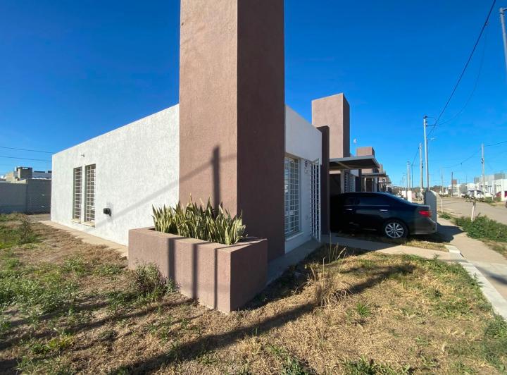 Casa · 45m² · 2 Ambientes · 1 Cochera