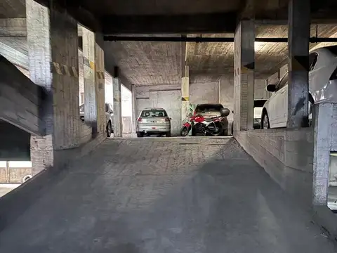 Cochera en Venta en Abasto, Rosario