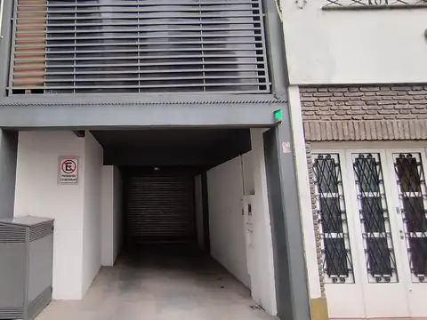Cochera en Venta en Luis Agote, Rosario