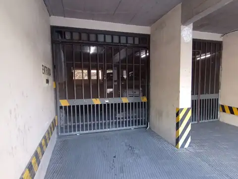 Cochera en Venta en Abasto, Rosario