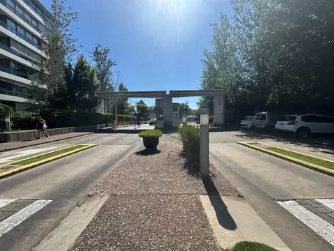 Cochera en Venta en Puerto Norte, Rosario
