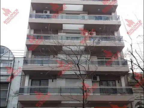 Cochera en Venta en Martin, Rosario