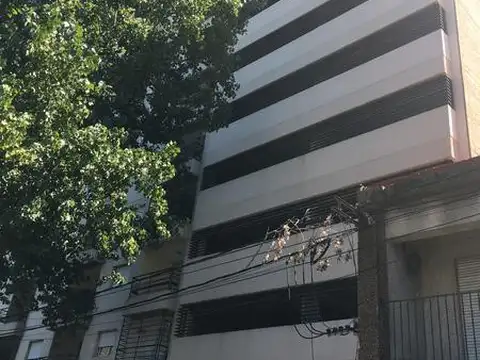 Cochera en Venta en Remedios de Escalada de San Martín, Rosario