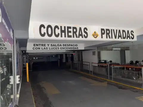 Cochera en Venta en Centro, Rosario