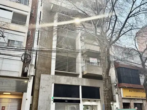 Cochera en Venta en Nuestra Señora De Lourdes, Rosario