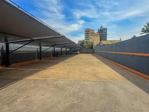 Cochera en Venta en Cinco Esquinas, Rosario