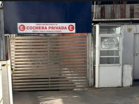 Cochera en Venta en Luis Agote, Rosario
